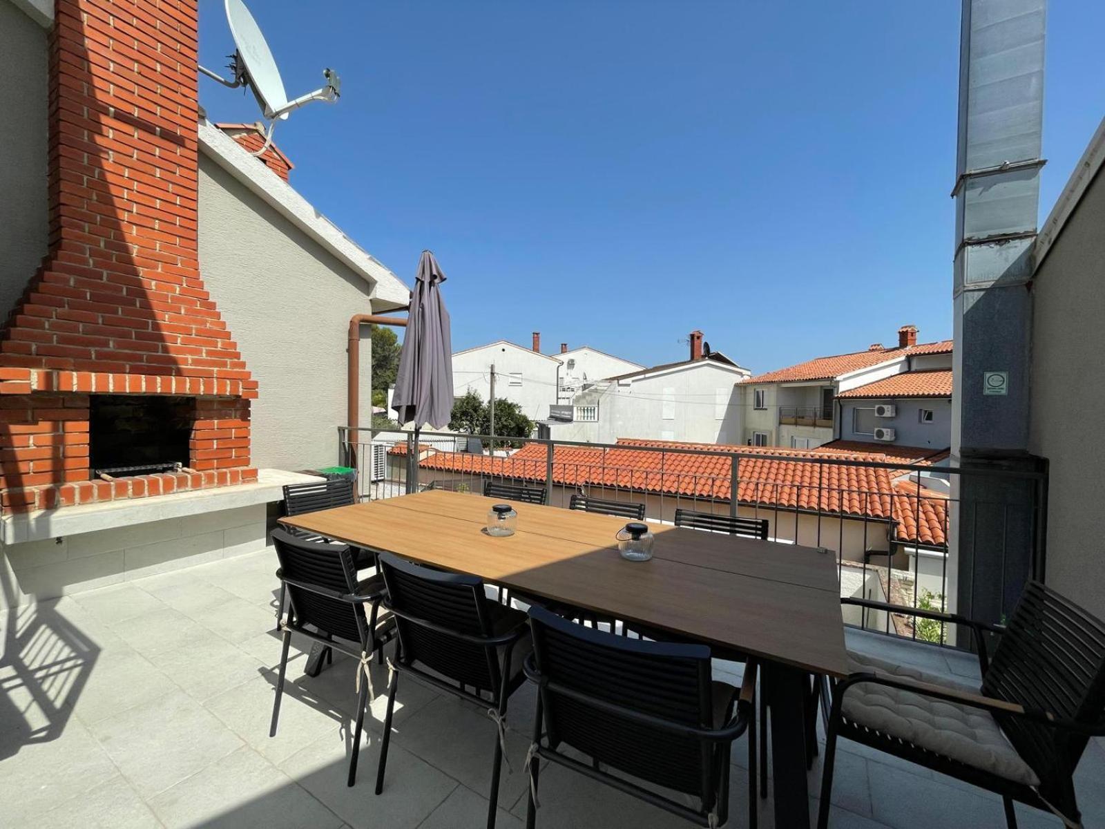 Caramel Comforts With Sea View In Stinjan Only 300 Meters From The Beach Pula Exterior foto